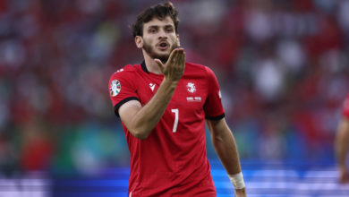 现出更为立 现出更为立