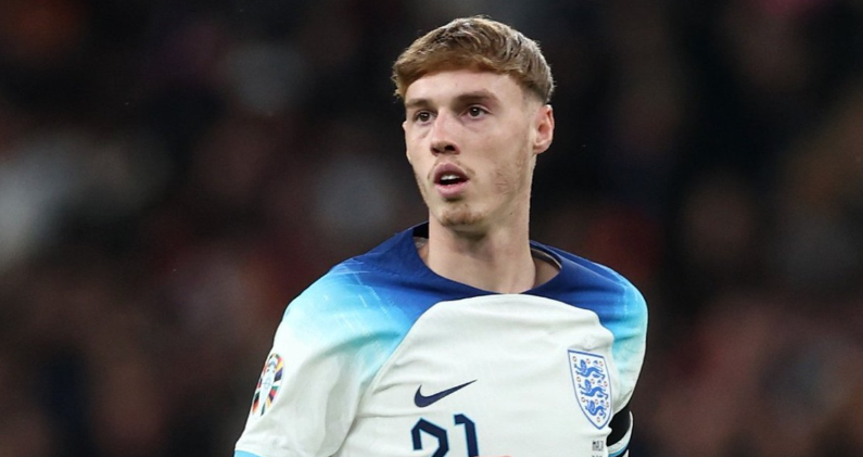 也为中国足 也为中国足